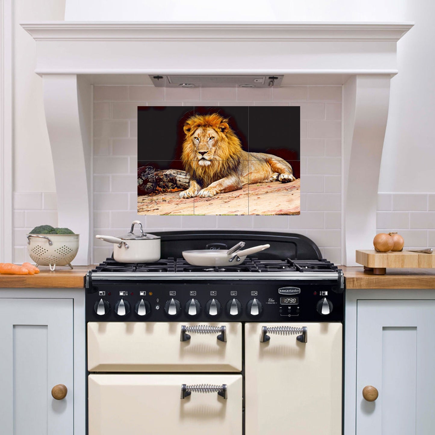 Tile Mural/Mosaic Ceramic Panel of a Lion - Lion wall print - Wildlife wall print - Tile Mural - Gloss Tiles - Tile Mosaic - Nature art